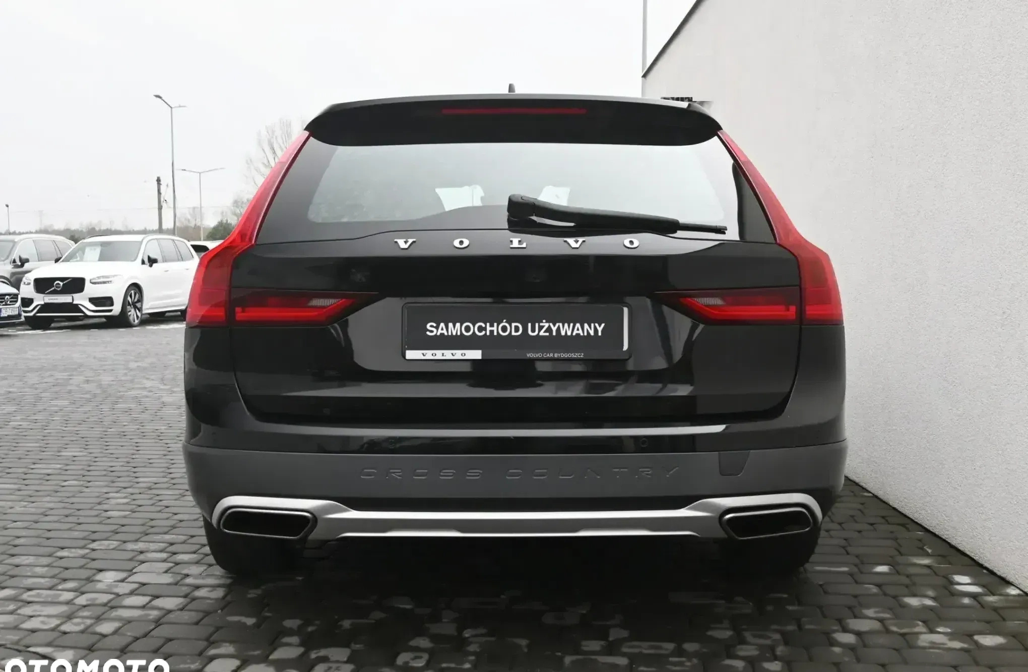 Volvo V90 Cross Country cena 103000 przebieg: 219518, rok produkcji 2017 z Lwówek małe 379